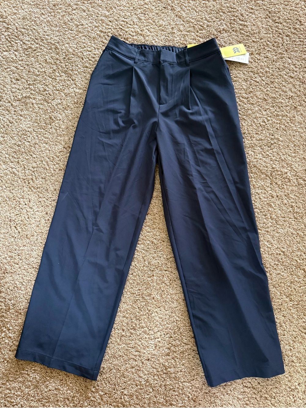 NWT All in Motion High Rise Woven Trousers Navy Blue Size Small - Picture 2 of 13